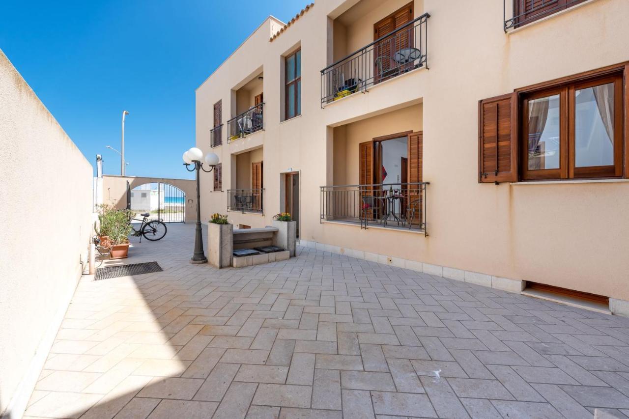 I Tre Golfi Beach Apartments San Vito Lo Capo Exterior photo